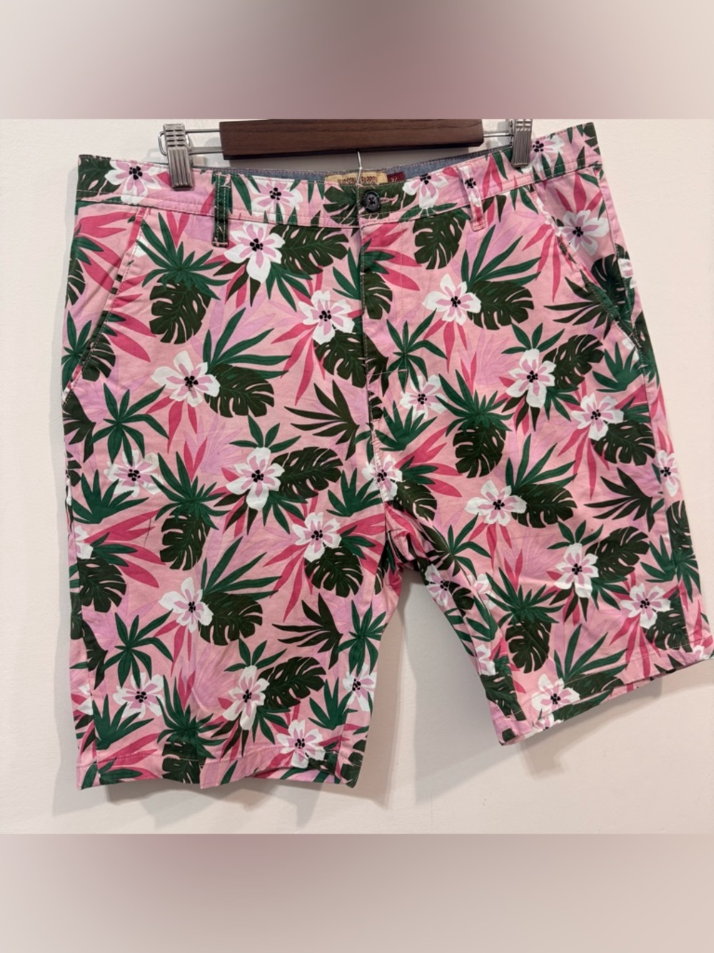 Hudson & Barron NYC Pink Men's Tropical Hawaiian Cotton Floral Shorts Size 36